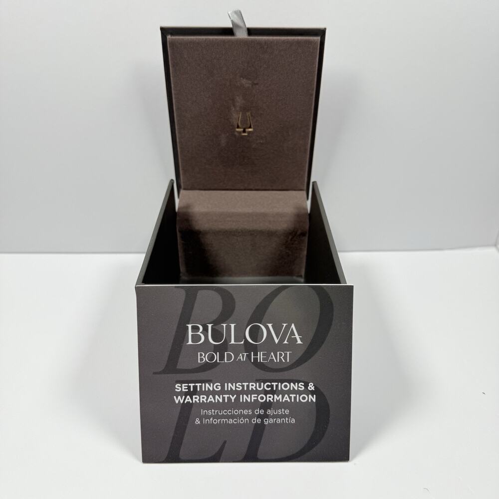 Bulova Classic 96P256 Diamond Malachite Dial Stainless Steel Women's Watch - Picture 7 of 8